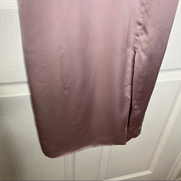 Revolve Finders Keepers Aspects Midi Dress in Dusk Size XS
MSRP $165 - Picture 4 of 9